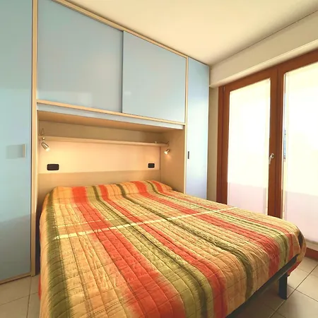 Capitol Holiday Apartments Apartamento Grado