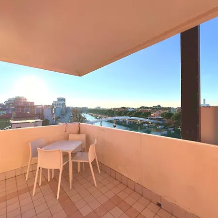 Capitol Holiday Apartments Apartamento