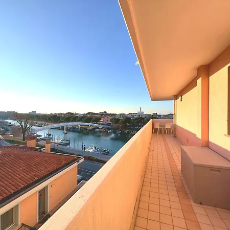 Apartamento Capitol Holiday Apartments