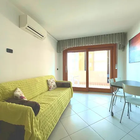 Capitol Holiday Apartments Apartamento Grado